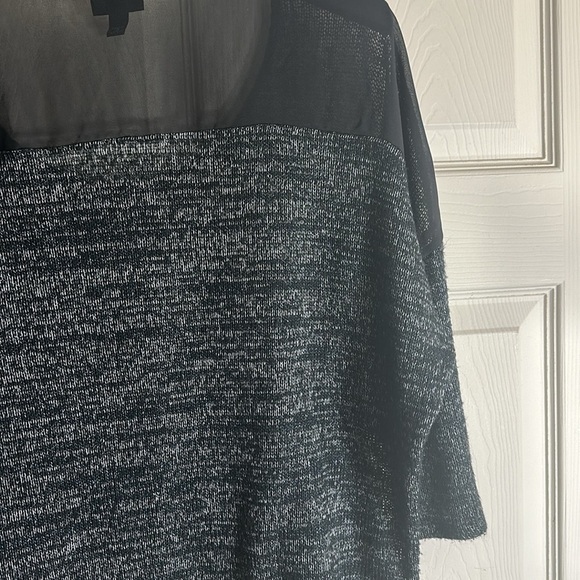 Mossimo mixed material knit top size XL - Picture 8 of 9